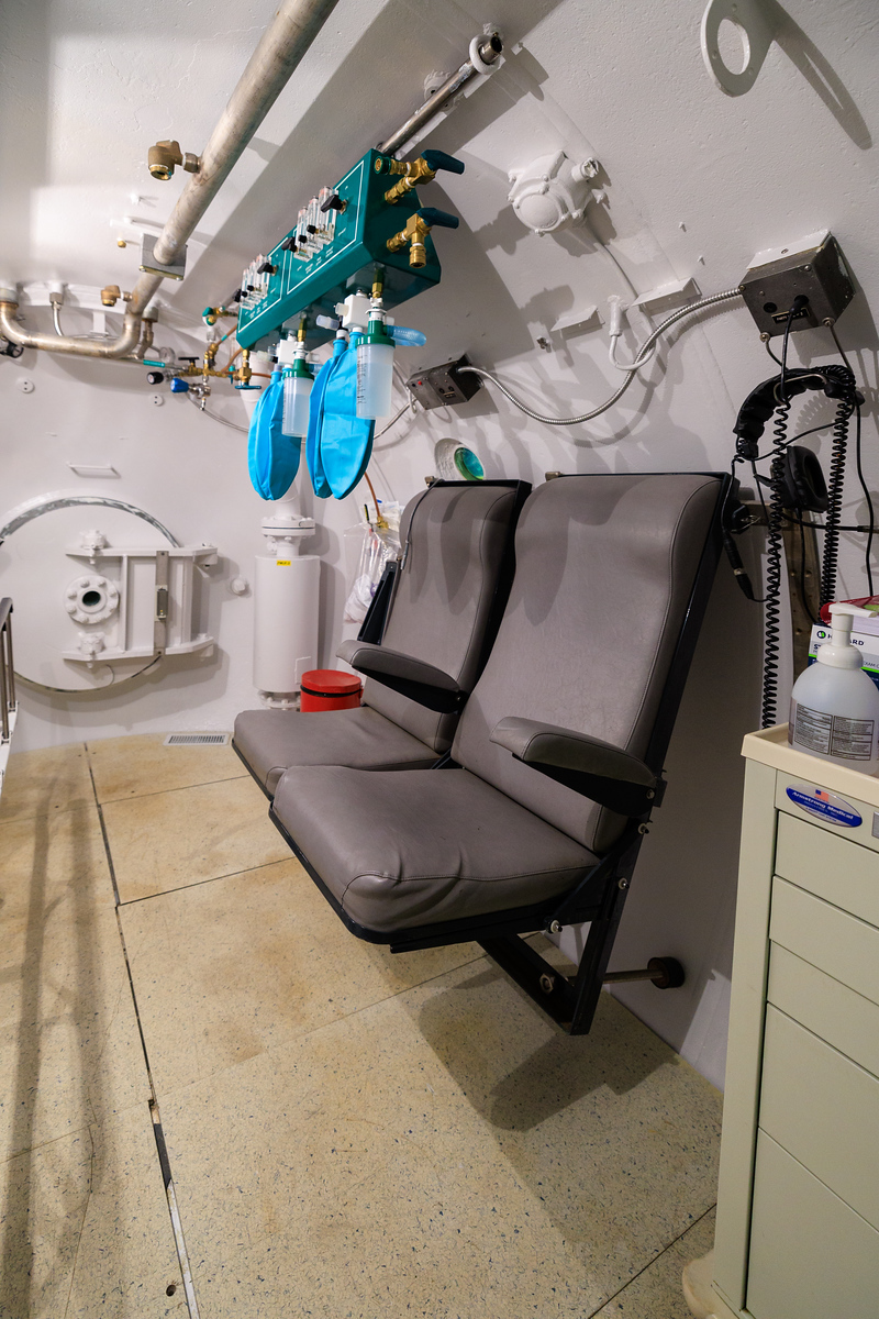 a look inside the emergency chamber